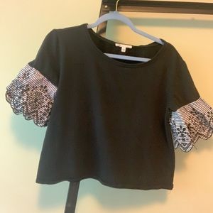 S Cropped Top with Patterned Eyelet Puff Sleeves